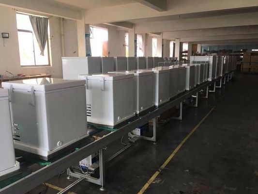 Capaciteit 90L 12v 220v ac dc vriezer mini-koelkast voor auto trek zonnebril koelkast
